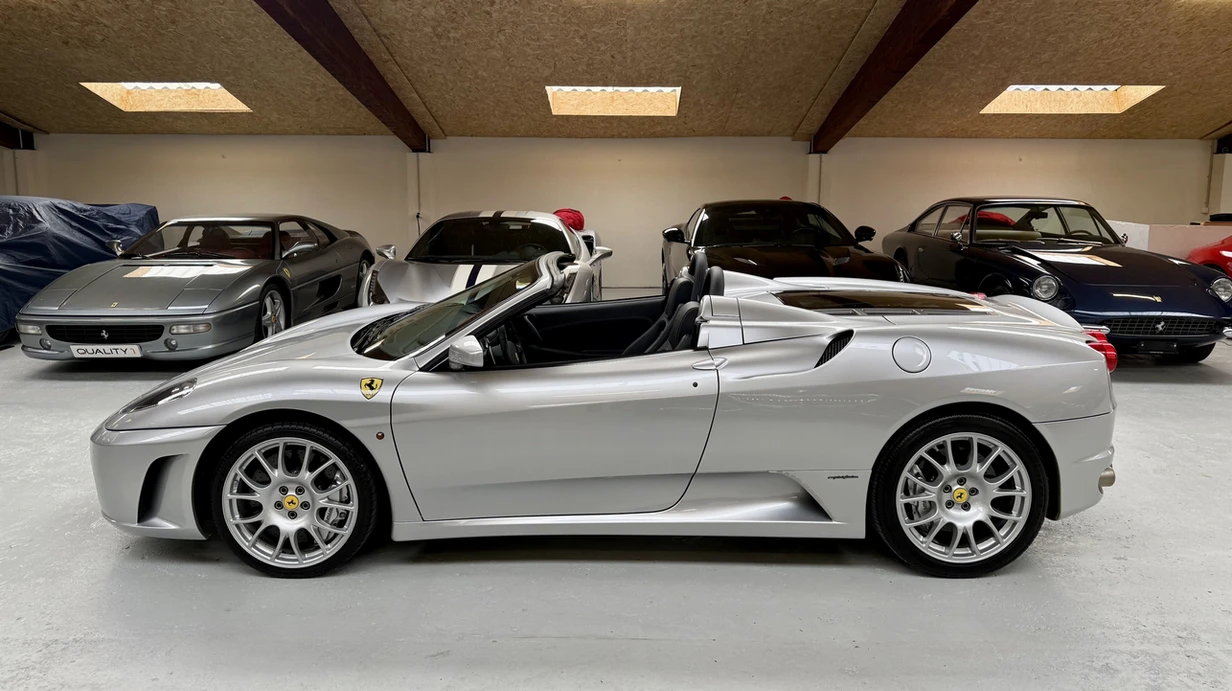 MAGNIFIQUE FERRARI F430 SPIDER