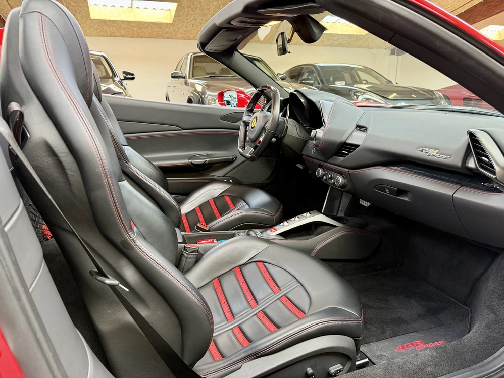 ERRARI 488 SPIDER - Image 4