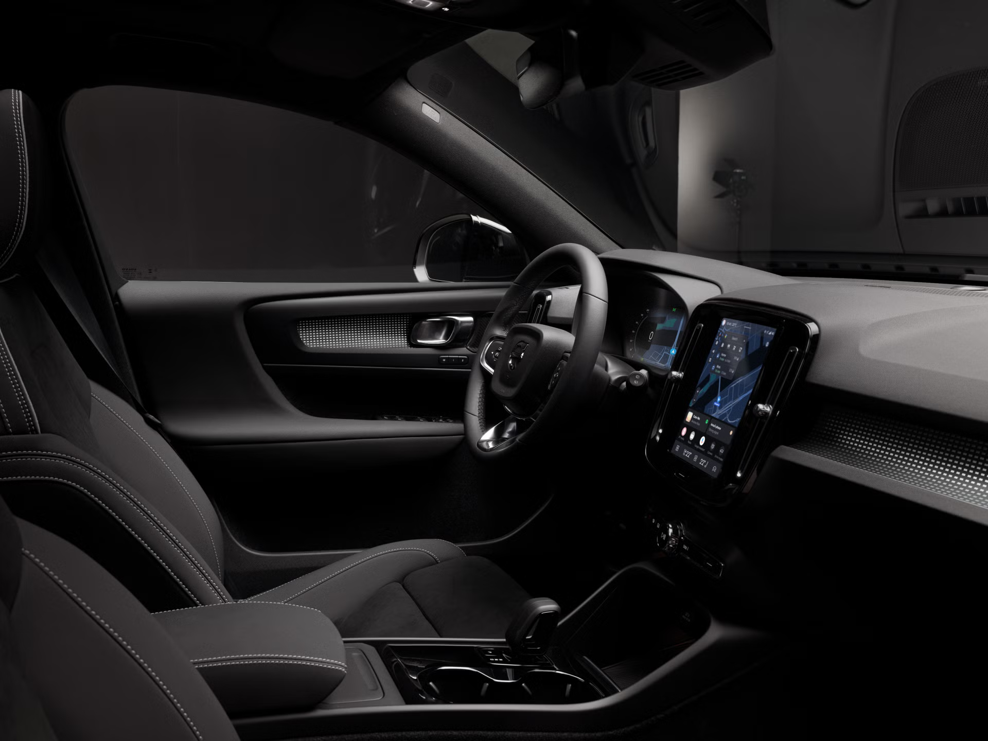 VOLVO EX40 XCENTRIC Black Edition AWD - Image 5