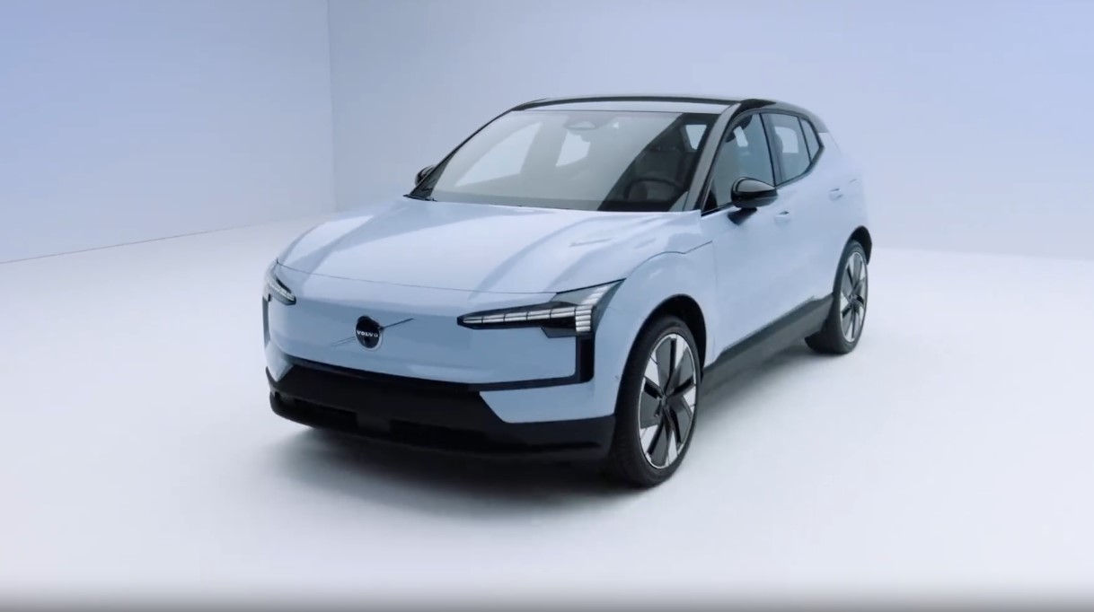 VOLVO EX30 E60 Ultra