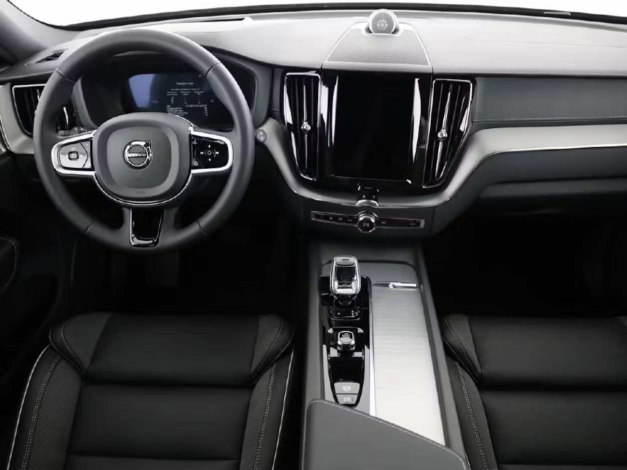 VOLVO XC60 2.0 T8 TE XCENTRIC Black - Image 5