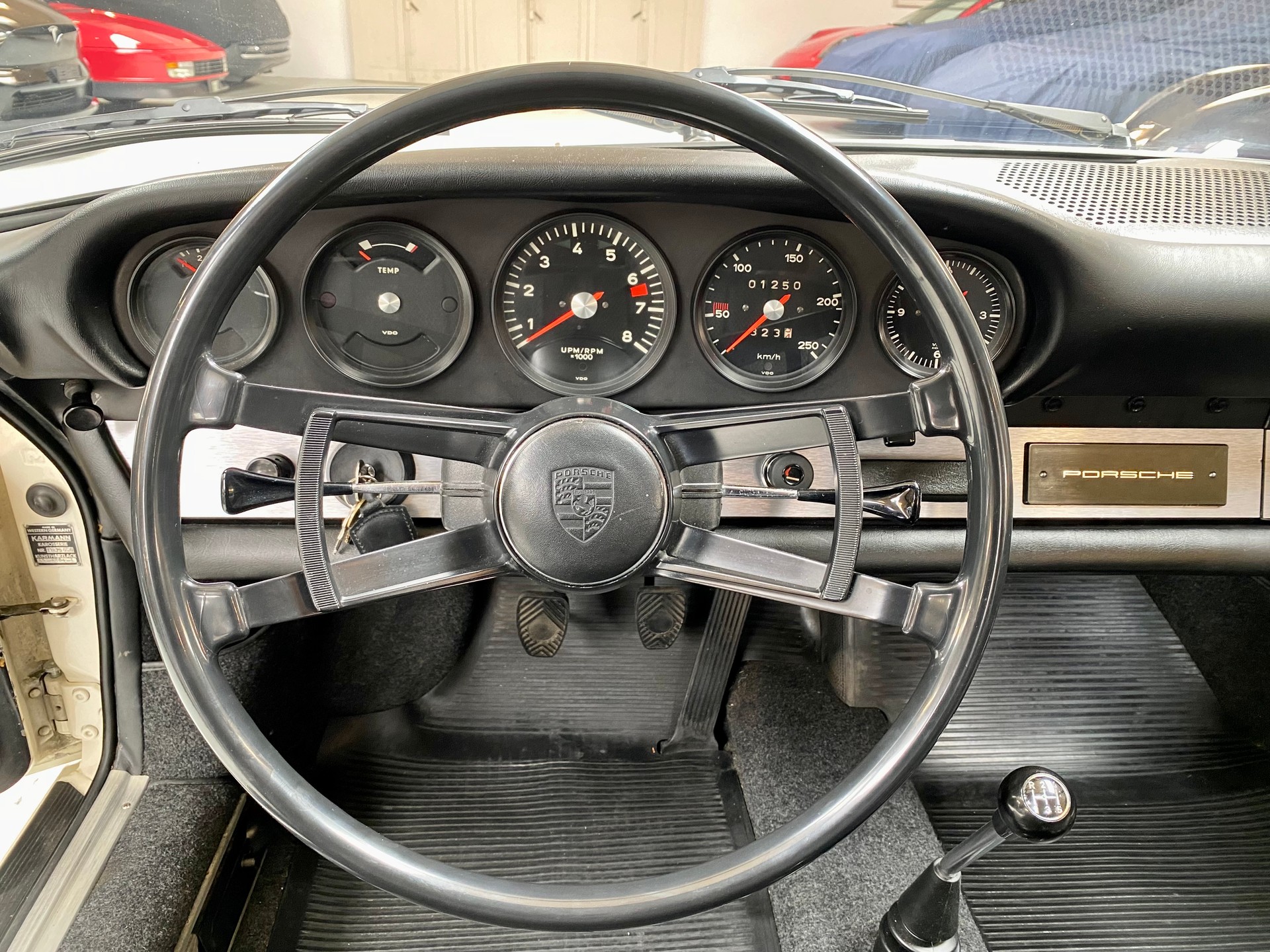 PORSCHE 911 T 2.0 SWB - Image 4