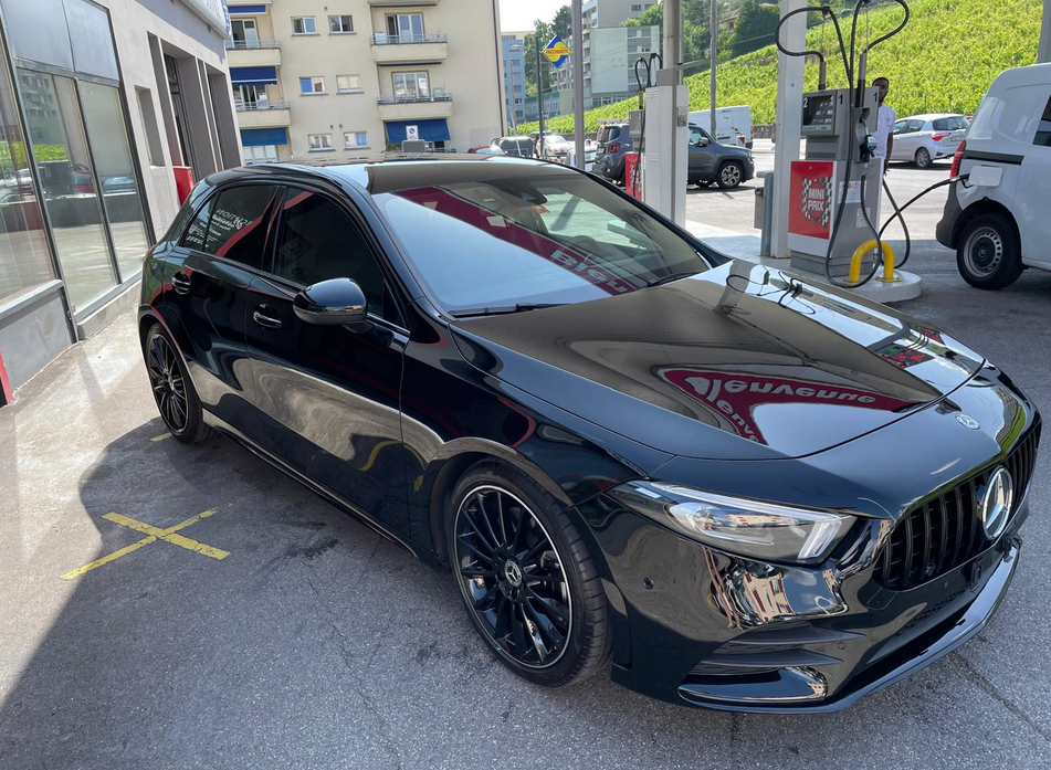 MERCEDES-BENZ A 250 AMG Line 7G-DCT 
