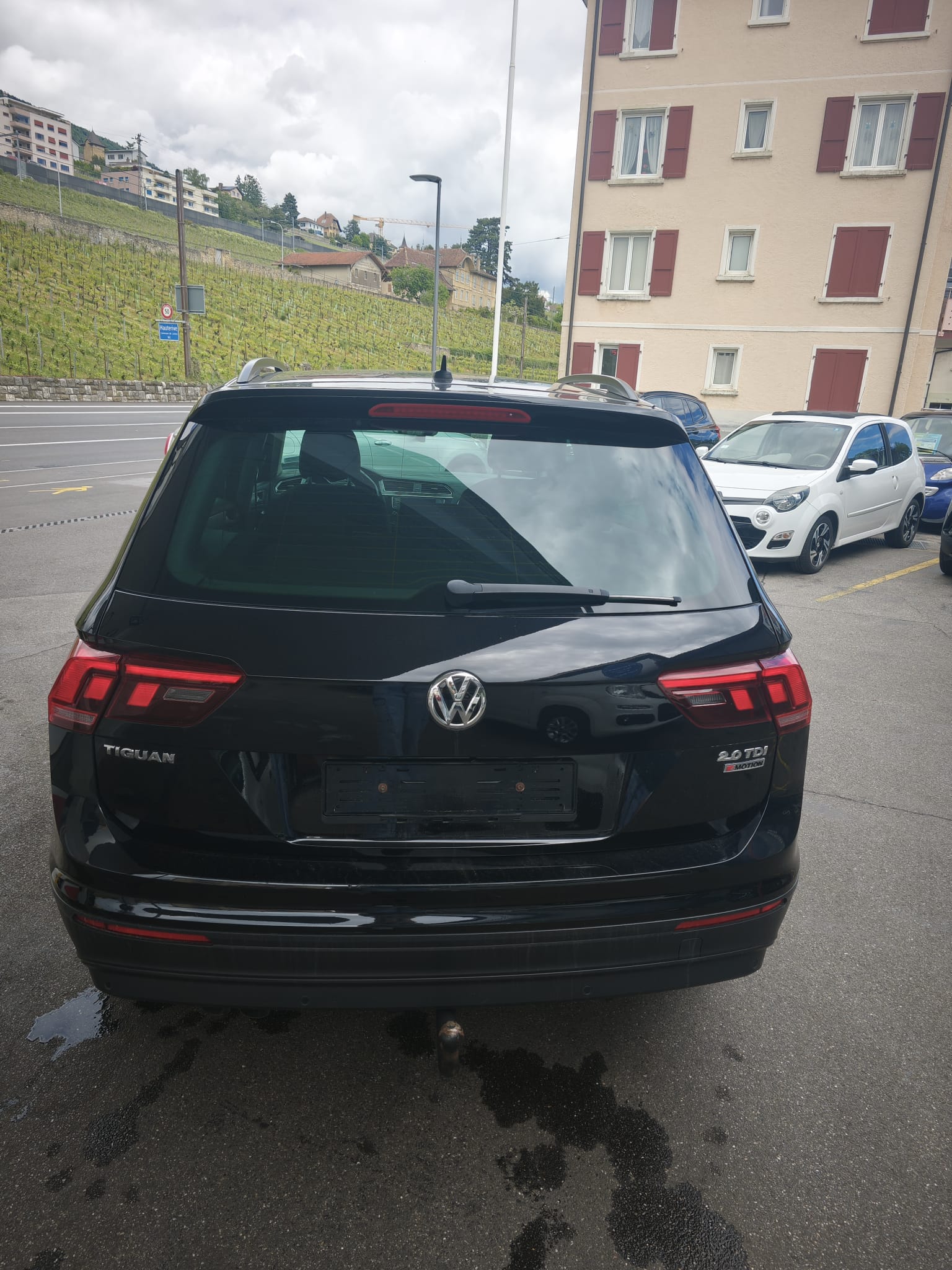   - Image 4