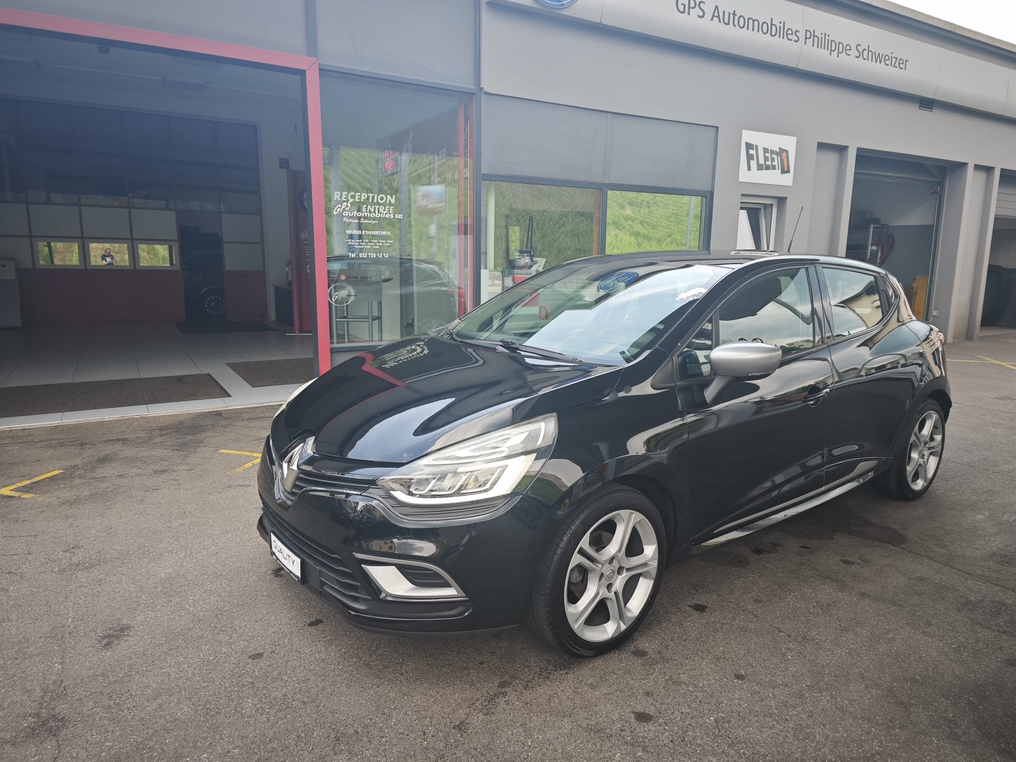 RENAULT Clio 1.2 16V GT LINE